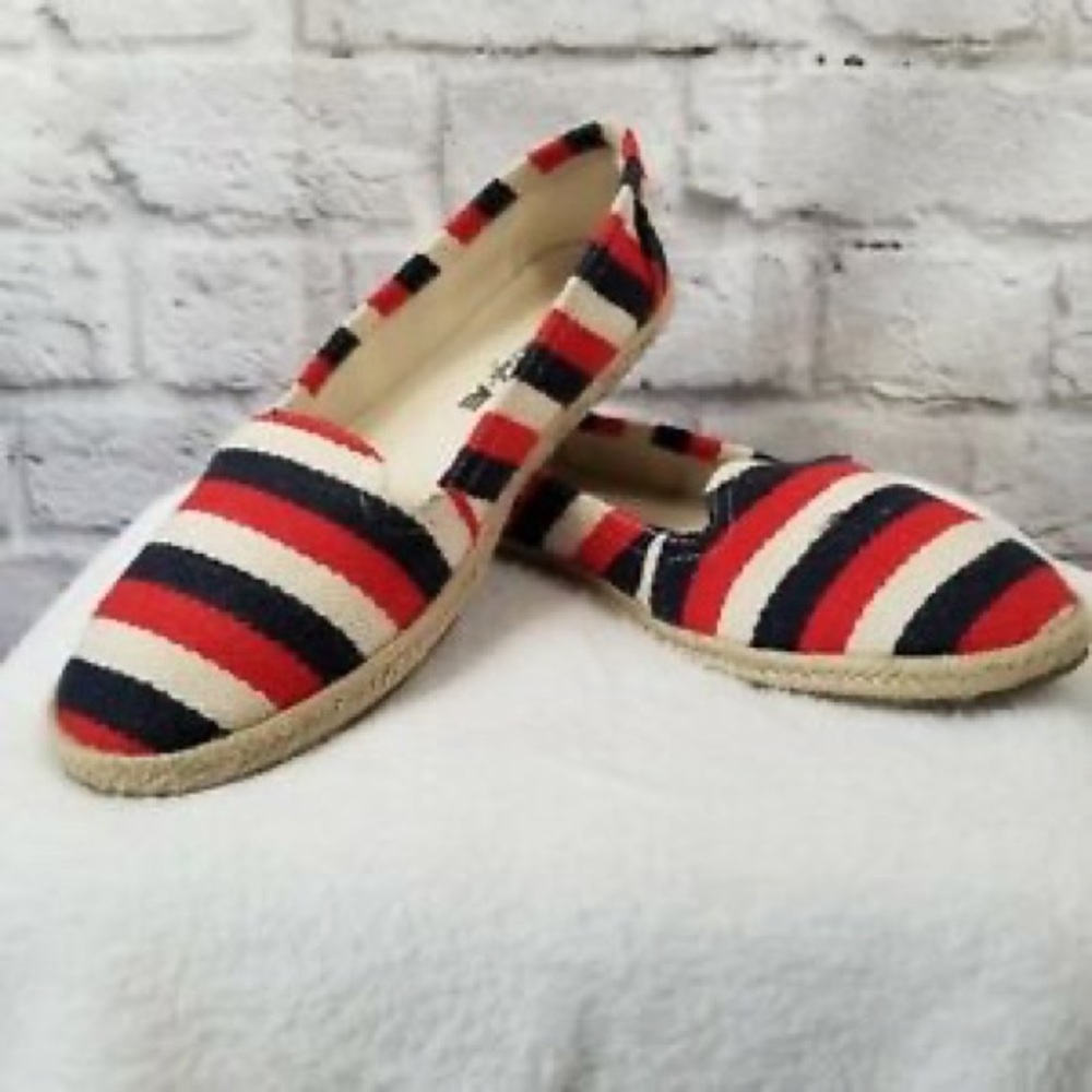 American Eagle Size 9.5 Flats - Picture 2 of 6